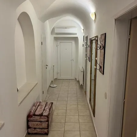 Under The Castle Apartamento